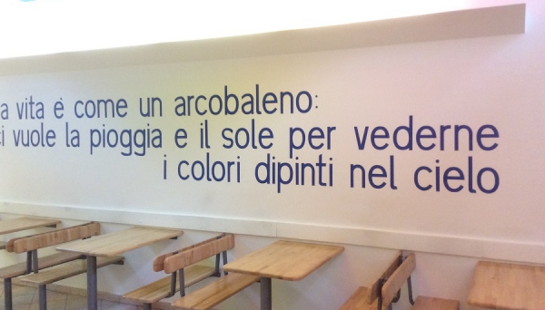 Particolare di una sala nel recentemente ristrutturato reparto colloqui familiari-detenuti del carcere di Torino 